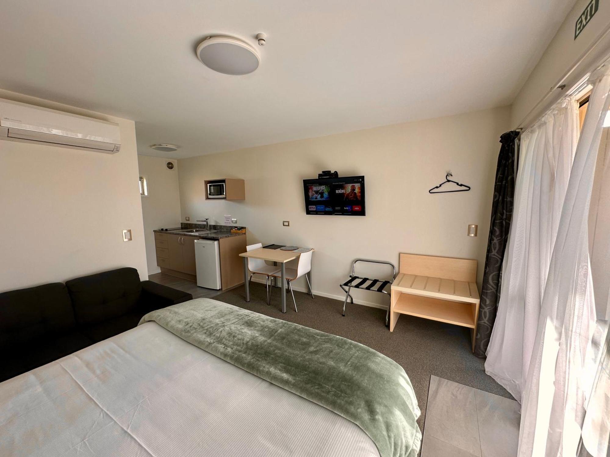The Olive Motel Coromandel Экстерьер фото