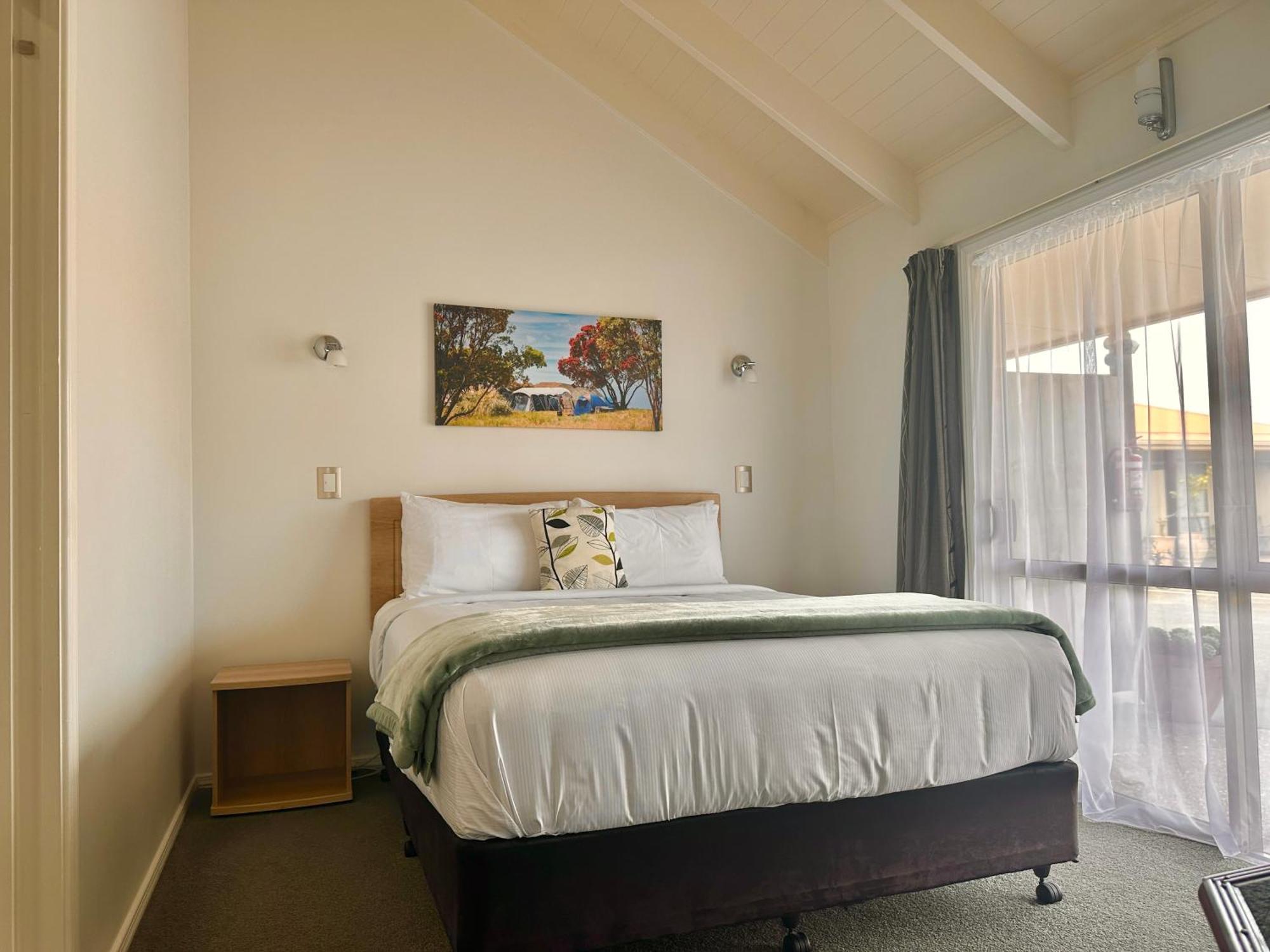 The Olive Motel Coromandel Экстерьер фото