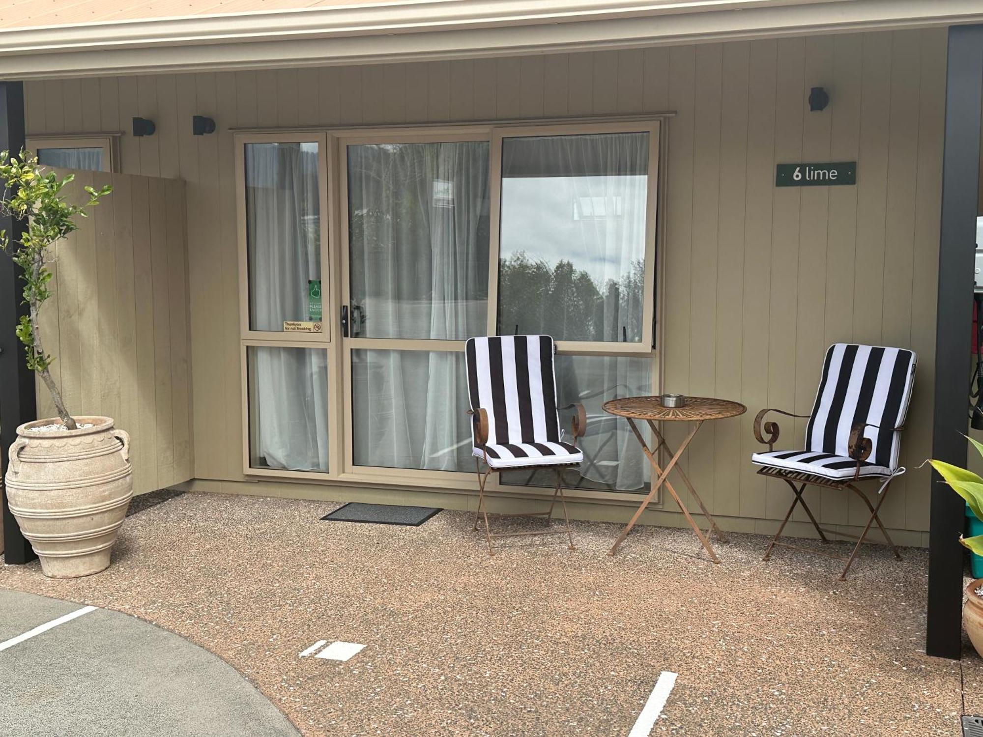 The Olive Motel Coromandel Экстерьер фото