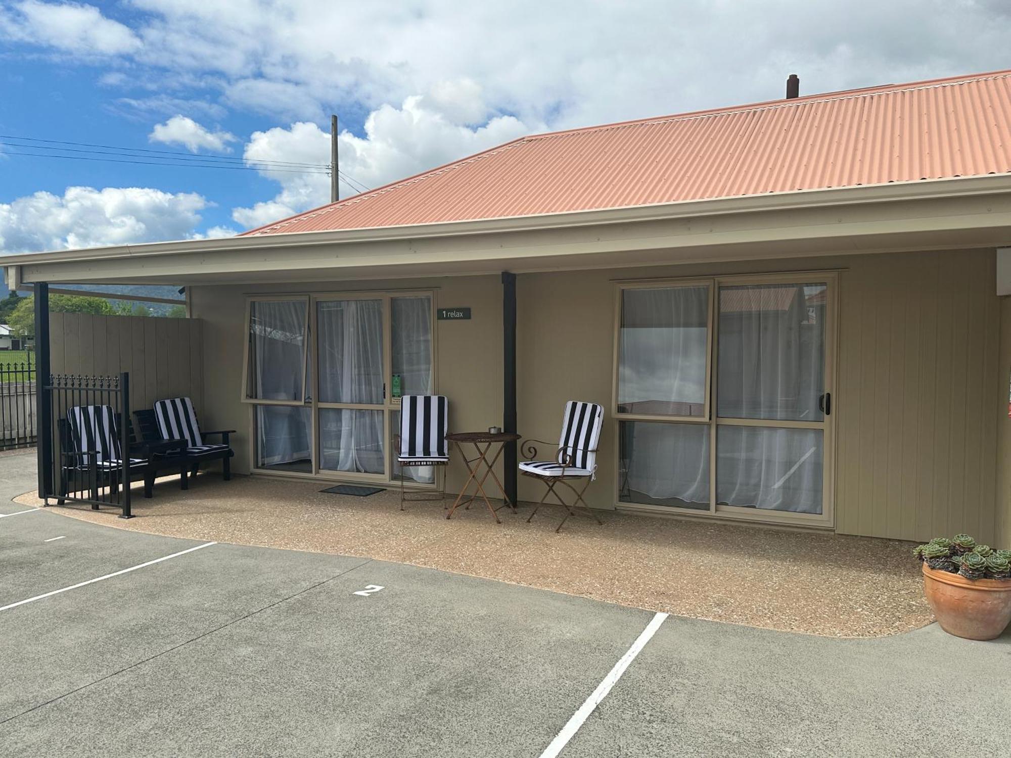 The Olive Motel Coromandel Экстерьер фото